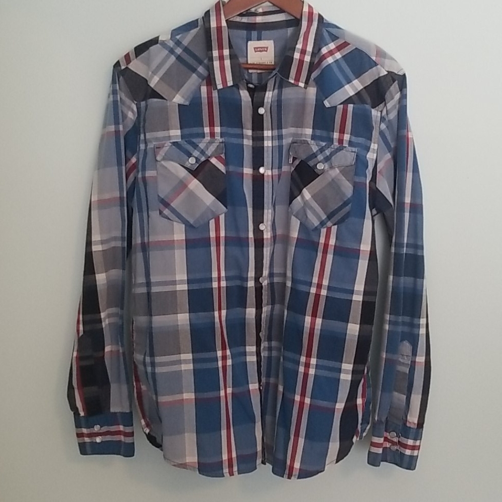 Levi's button down shirt